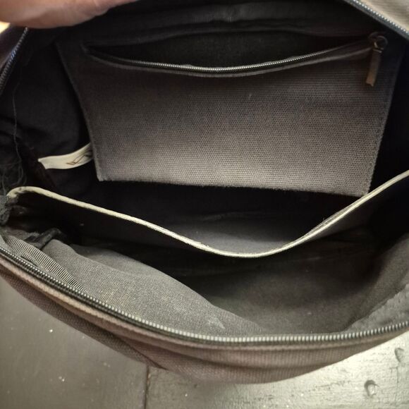 Vintage Volare Grey Leather Flap Messenger Bag Purse Asian Theme Rivets Boho EUC - Picture 7 of 9